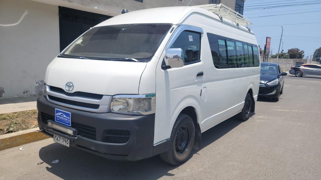 Combi Toyota Hiace 